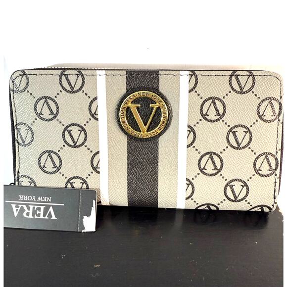 Vera Signature Zip Around Wallet NWT - Picture 1 of 4